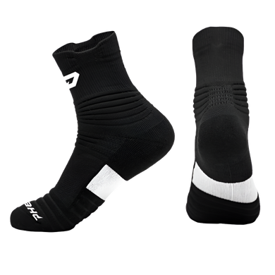 Quantum Knit Lite Quarter Performance Socks - Black